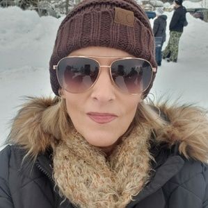 Meet your Posher, Shannon